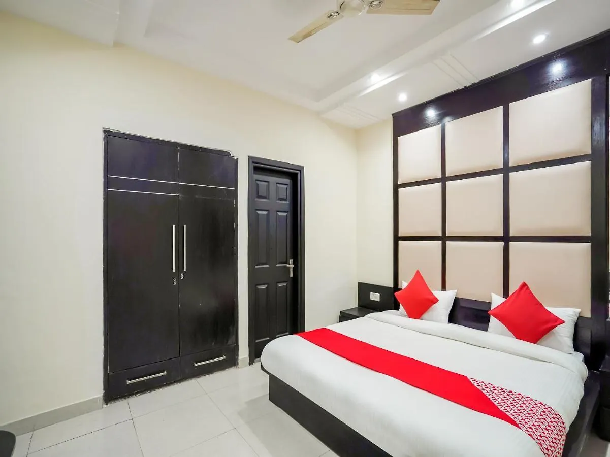 Hotel Oyo 309 The Royal Residency à Gurgaon