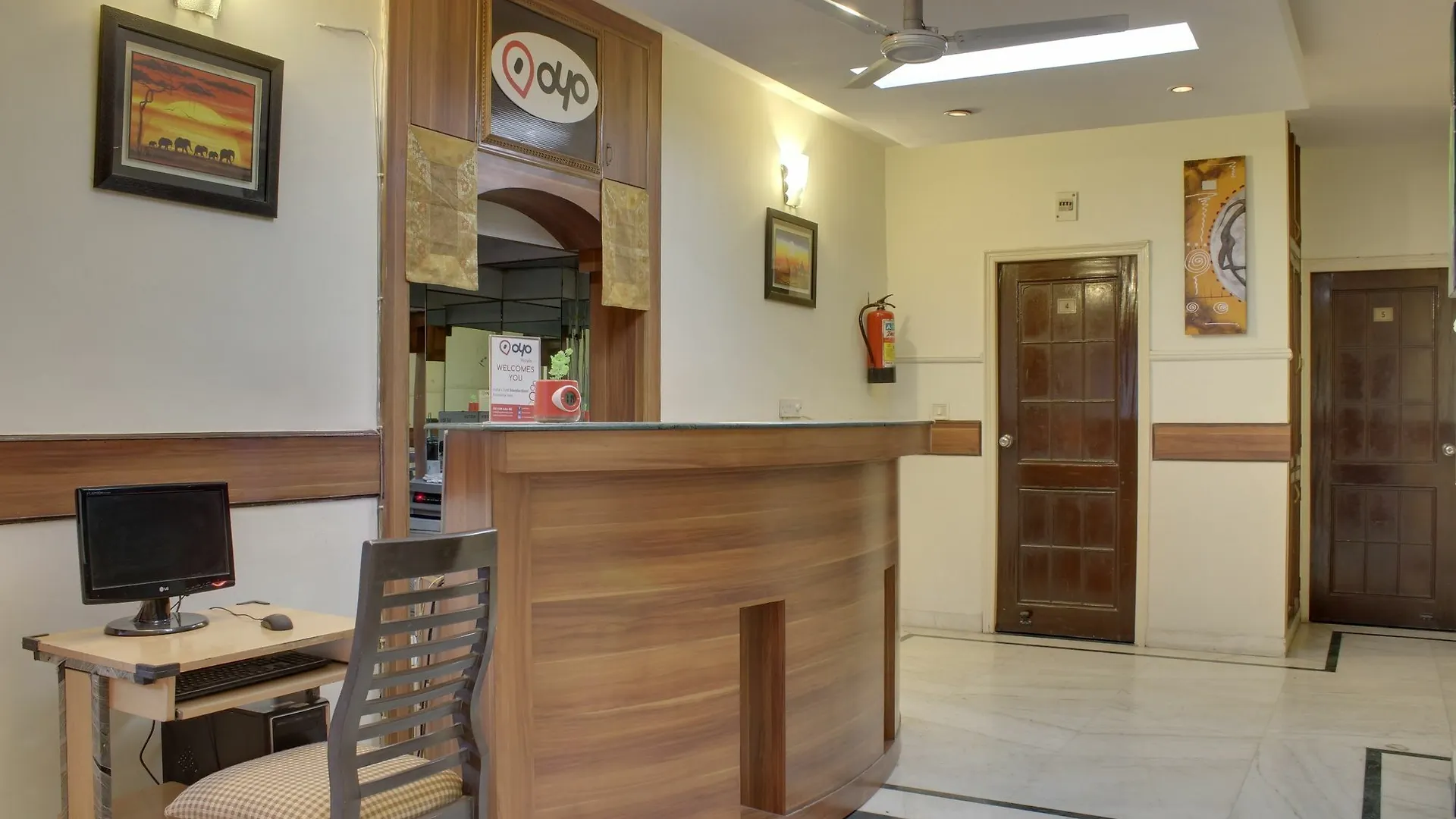 Hotel Oyo 309 The Royal Residency à Gurgaon