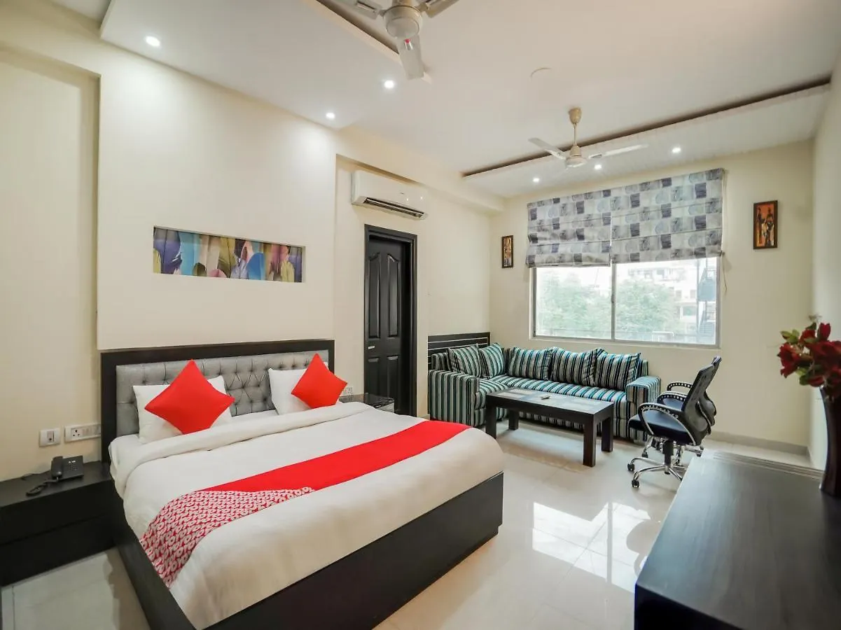 Hotel Oyo 309 The Royal Residency Gurgaon
