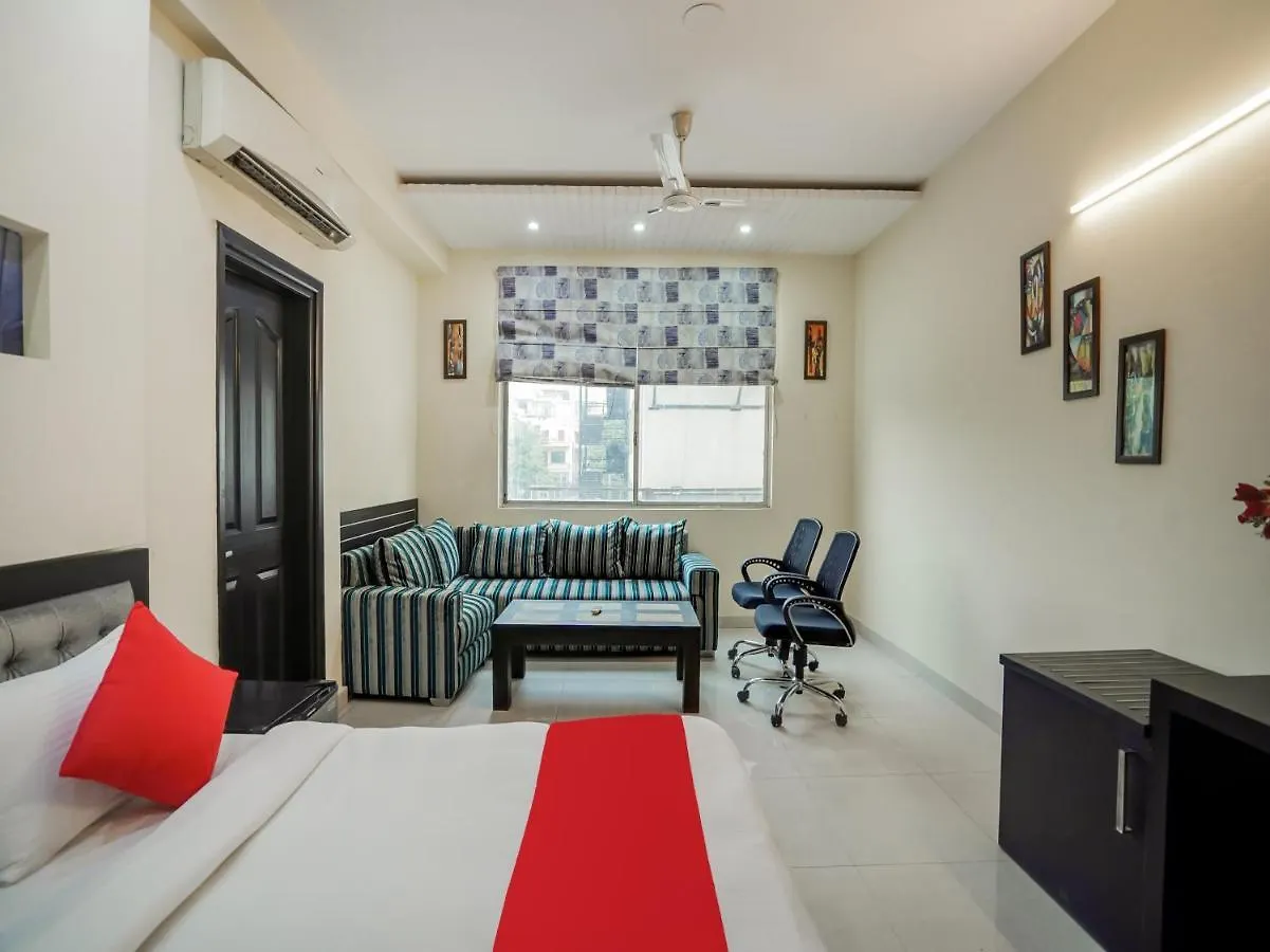 Hotel Oyo 309 The Royal Residency Gurgaon