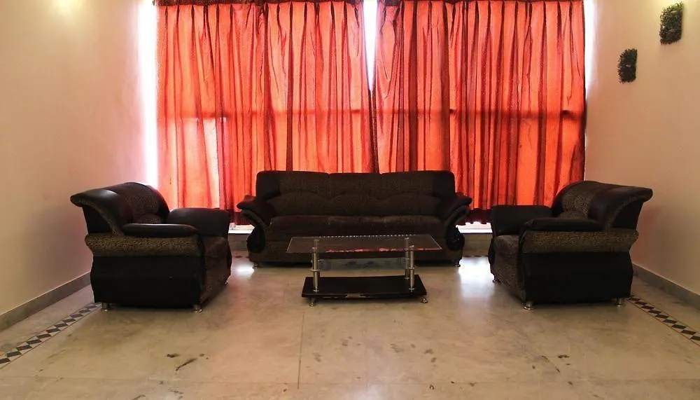 Hotel Oyo 309 The Royal Residency Gurgaon