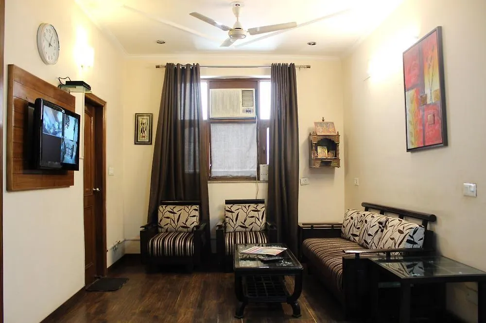 Hotel Oyo 309 The Royal Residency Gurgaon India