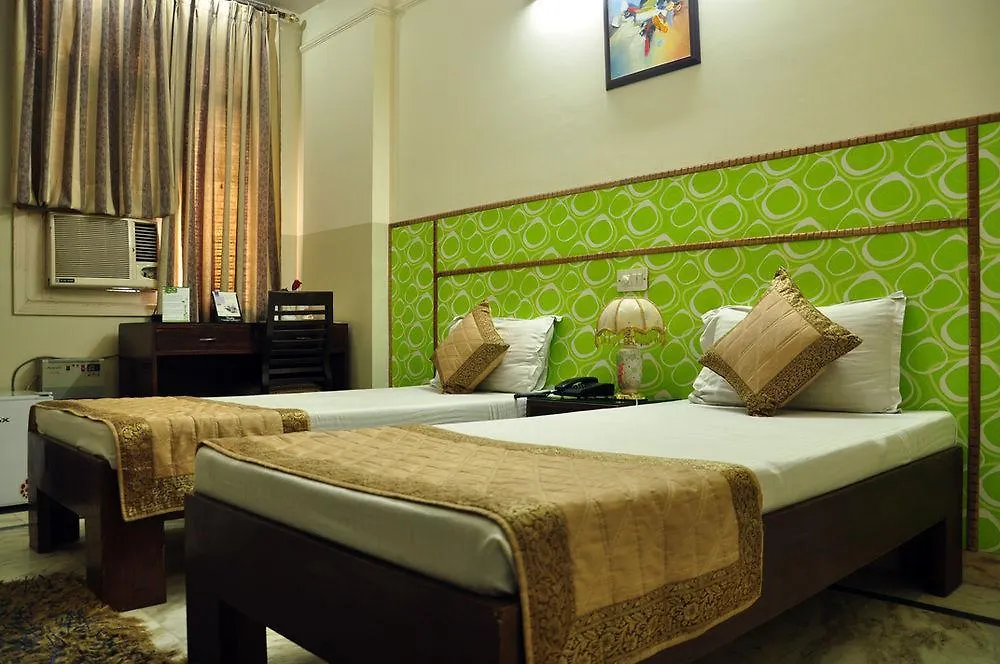 Hotel Oyo 309 The Royal Residency Gurgaon 3*,