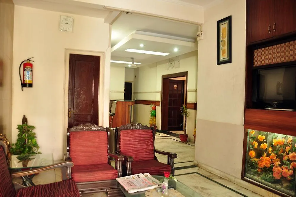 Hotel Oyo 309 The Royal Residency Gurgaon 3*,