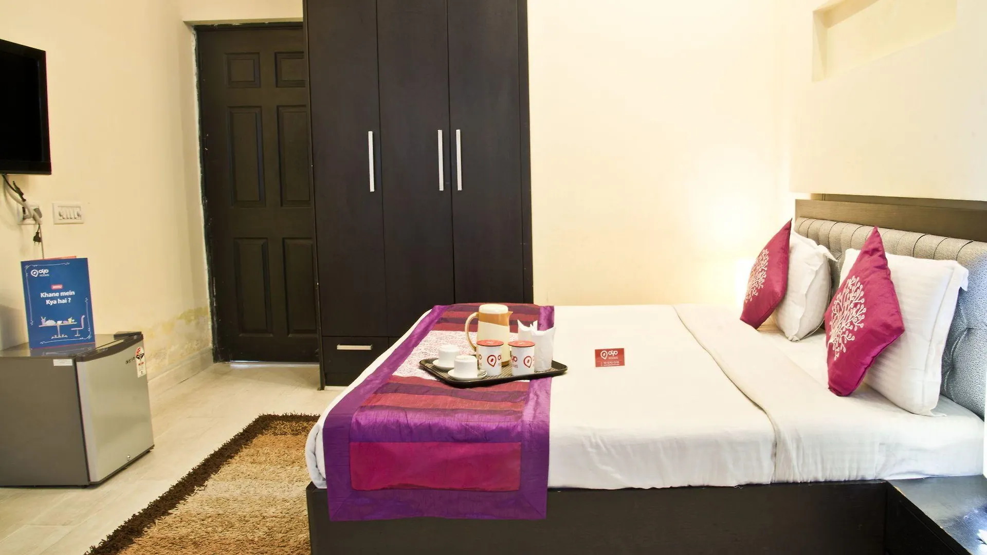 Hotel Oyo 309 The Royal Residency Gurgaon 3*,