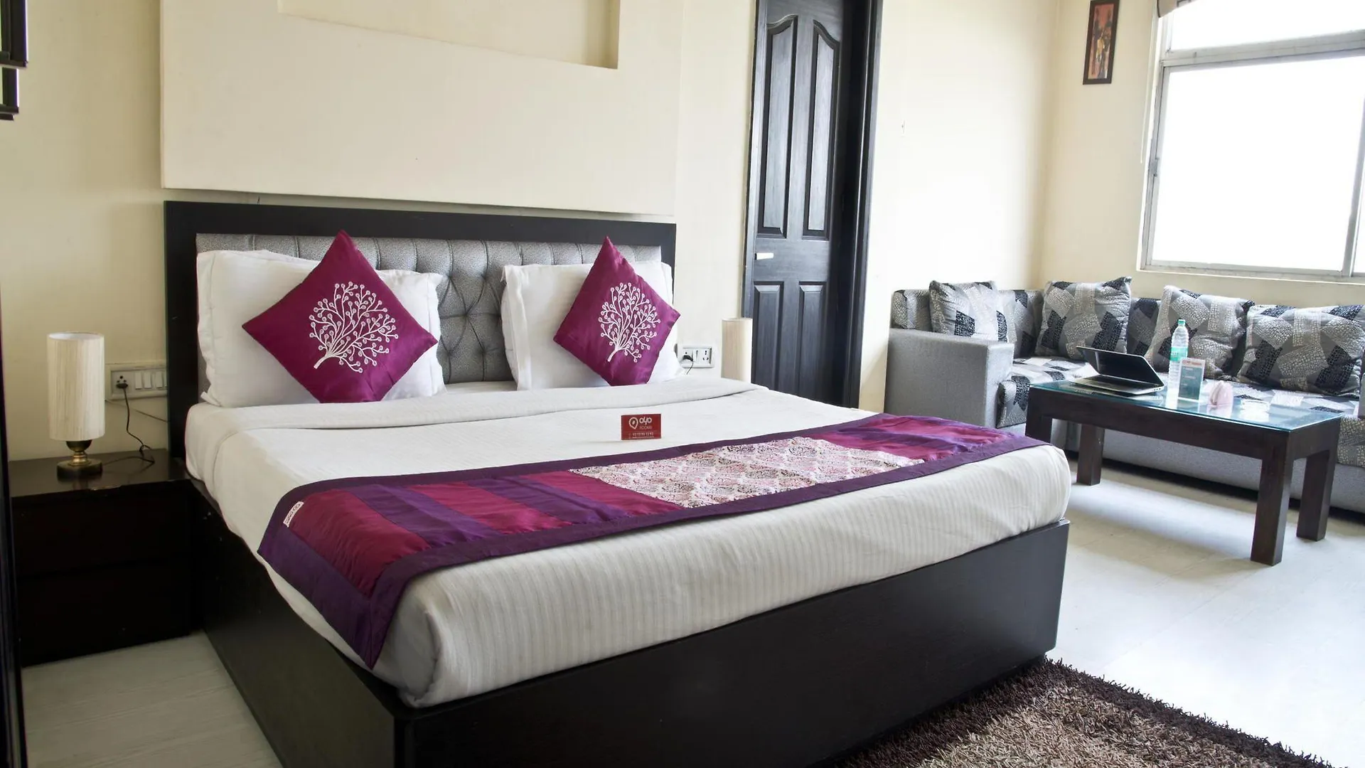 Hotel Oyo 309 The Royal Residency Gurgaon